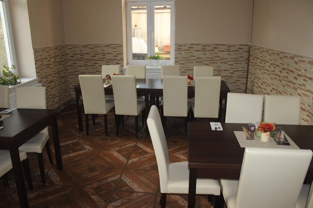 Penzion Vesely Zelezny Brod Buitenkant foto